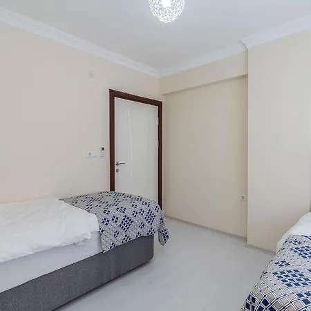 Spacious Flat W Balcony Near Metro In Osmangazi Bursa