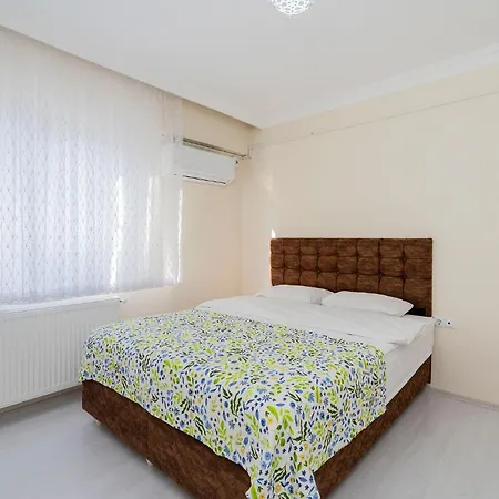 Spacious Flat W Balcony Near Metro In Osmangazi Appartement